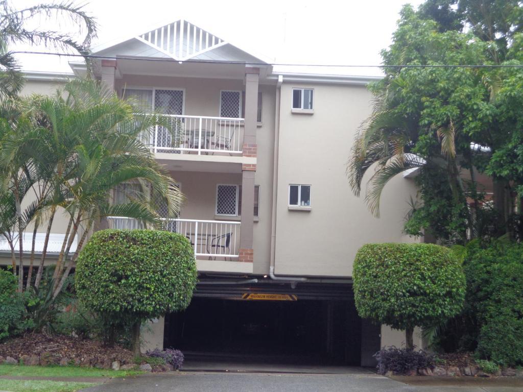 St Lucia Gardens Aparthotel Brisbane