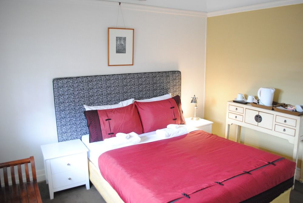 Edward New Fam Bed & Breakfast Brisbane