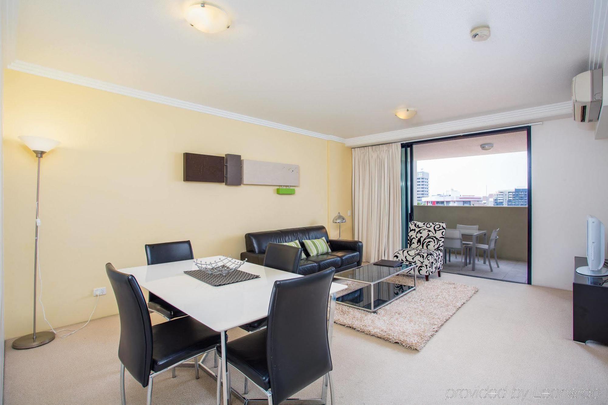 Republic Aparthotel 4*