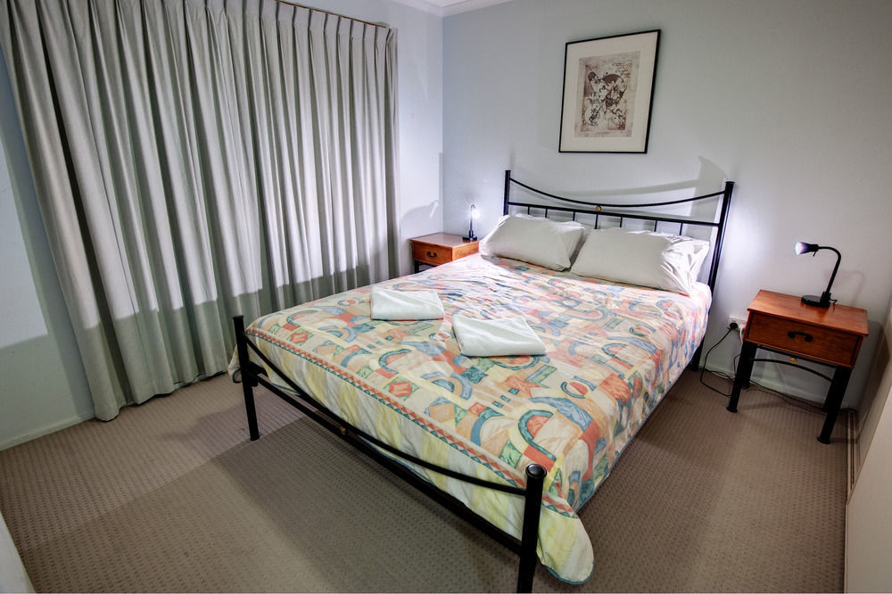 Aparthotel Spring Hill Gardens 3*