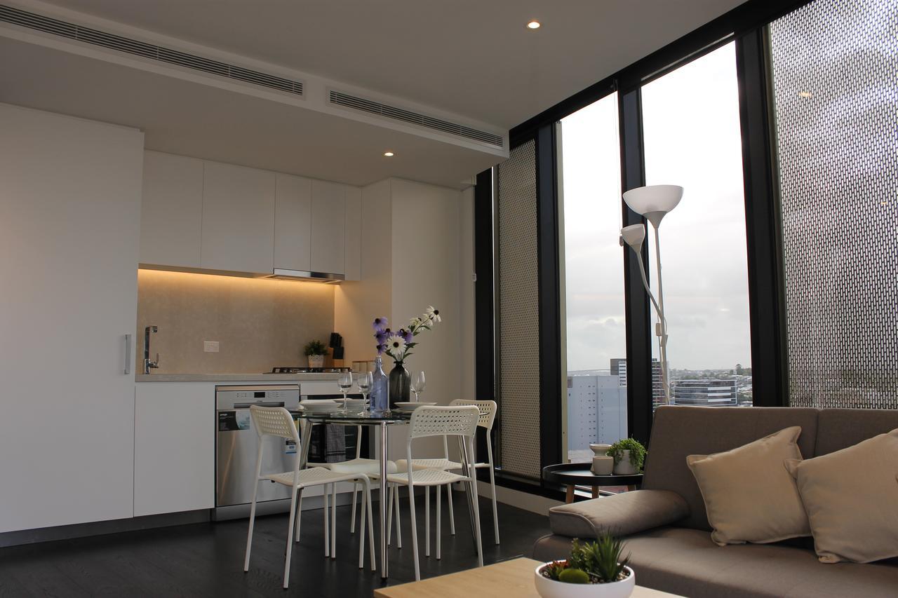 Spectacular Views Of Cbd By Fv With Free Car Park Brisbane