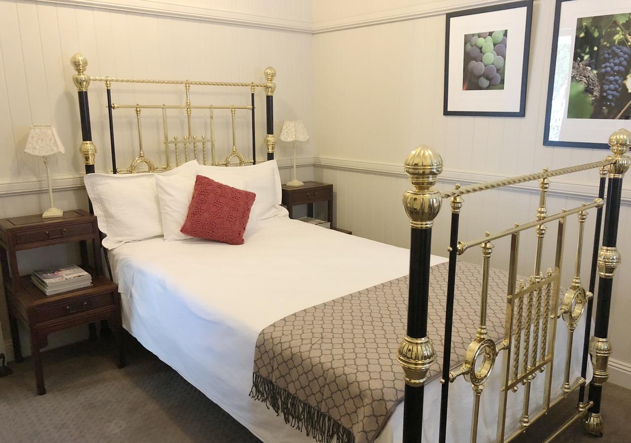 Bed & Breakfast Number 12