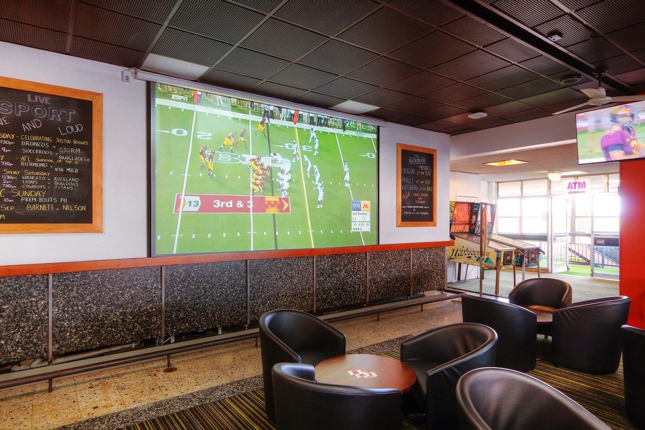 Nightcap At Chardons Corner Brisbane