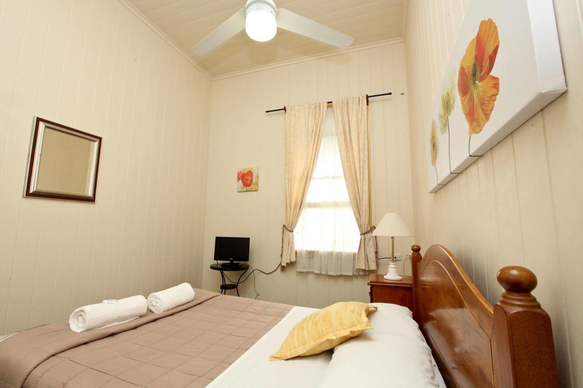 Motel Bowen Terrace 3*