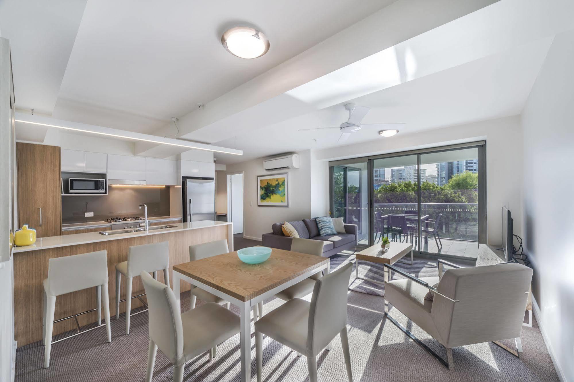 Link Portside Wharf 4* Brisbane