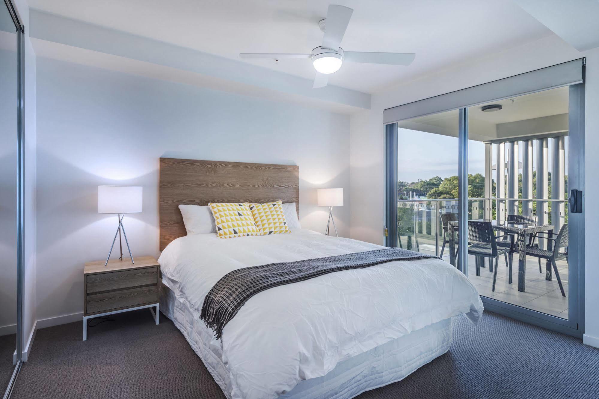 Link Portside Wharf Aparthotel 4*