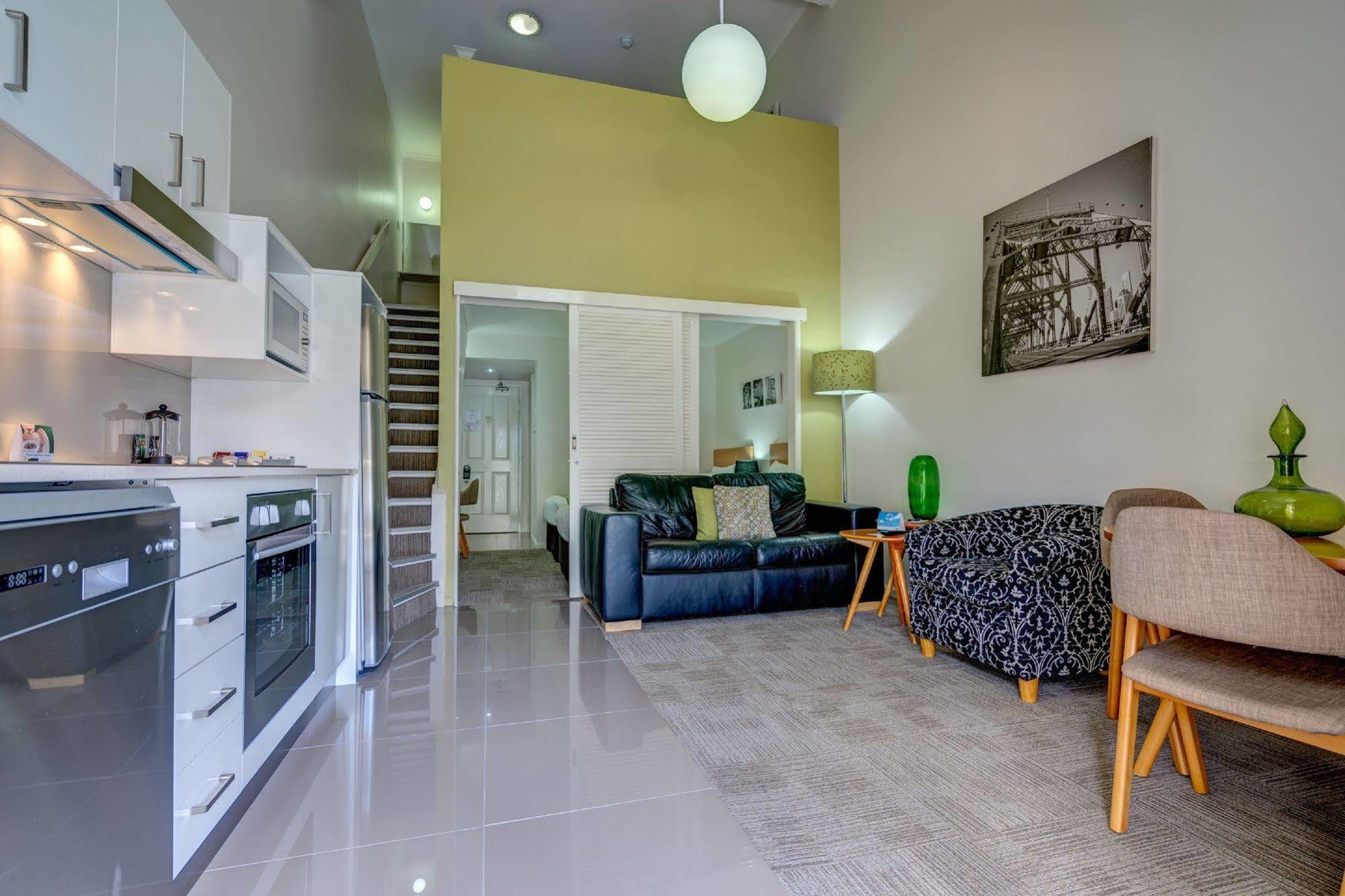 Quest On Story Bridge Aparthotel