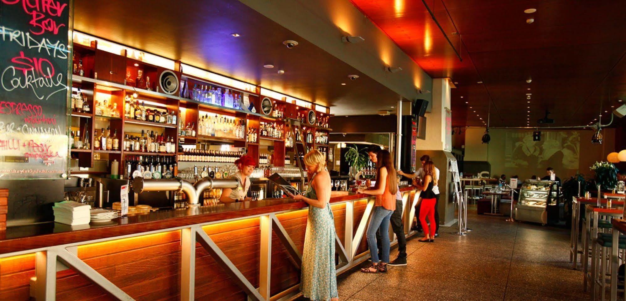 Quest On Story Bridge Aparthotel Brisbane