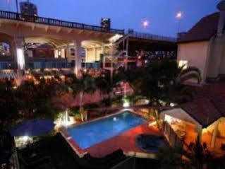 Aparthotel Quest On Story Bridge 4*