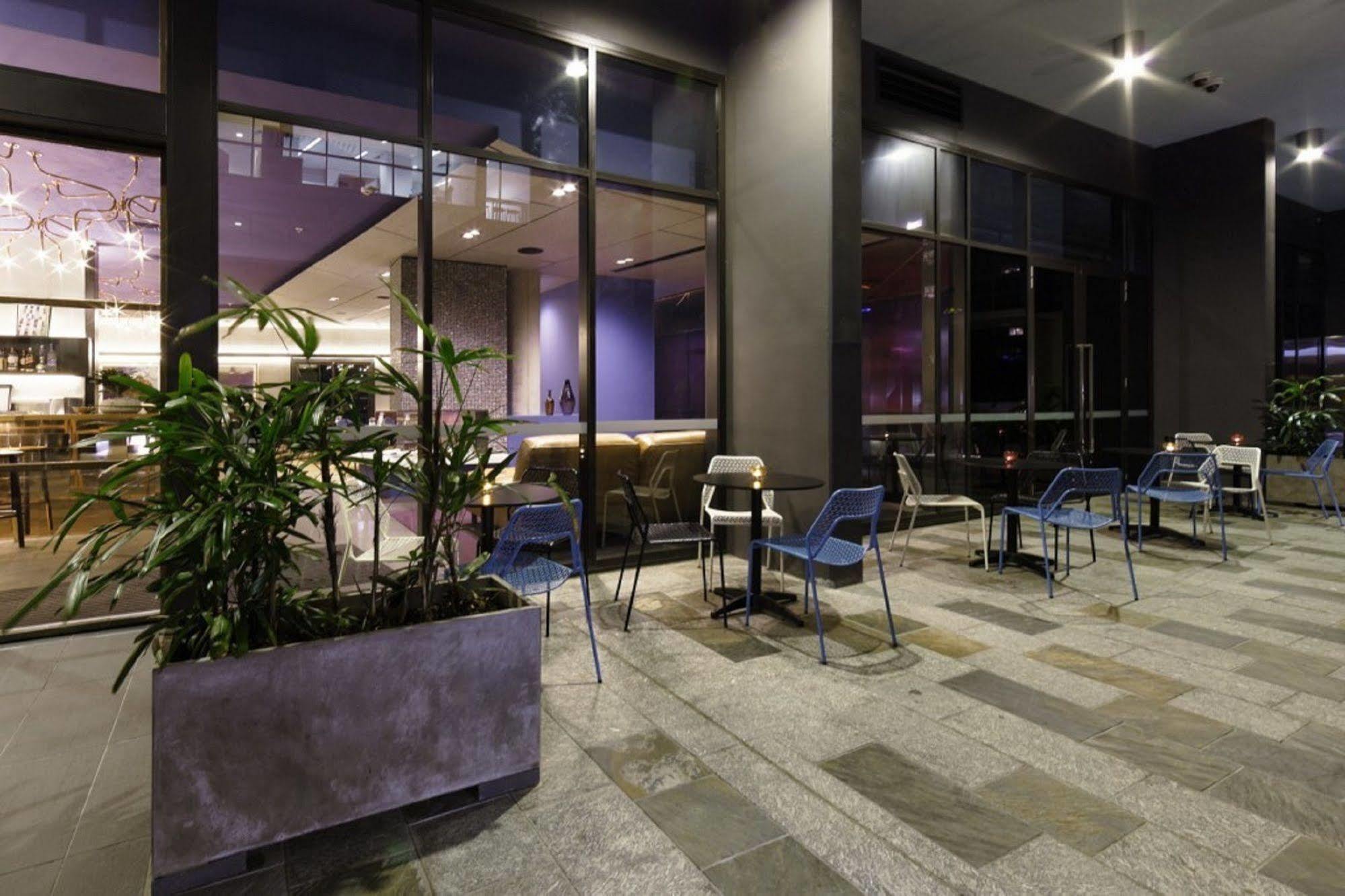 Alpha Mosaic Fortitude Valley Hotel Brisbane