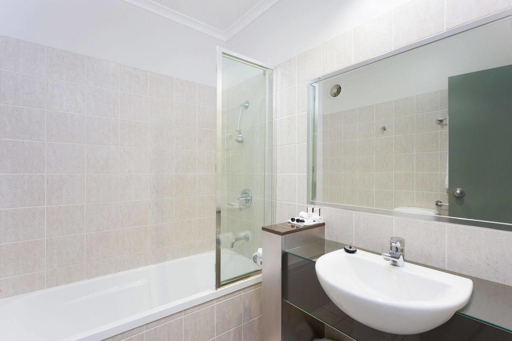 Motel Rocklea International 4*