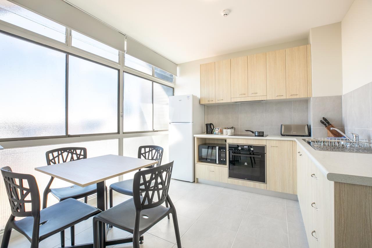 Hotel Nightcap At Chardons Corner