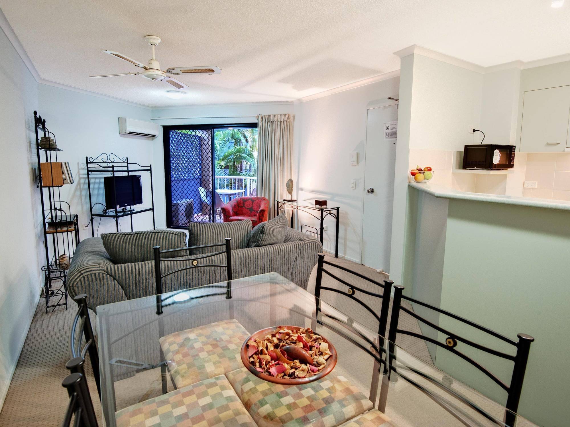 Spring Hill Gardens Aparthotel