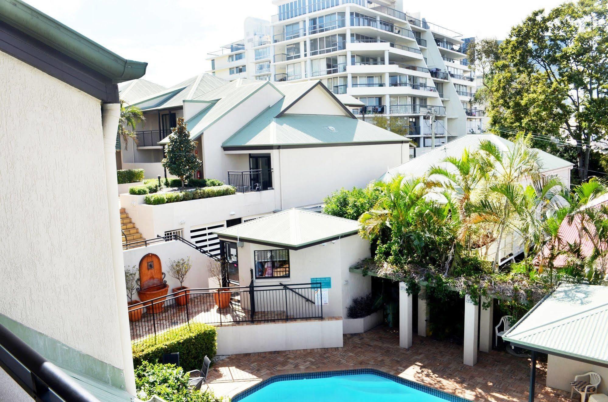 Spring Hill Mews