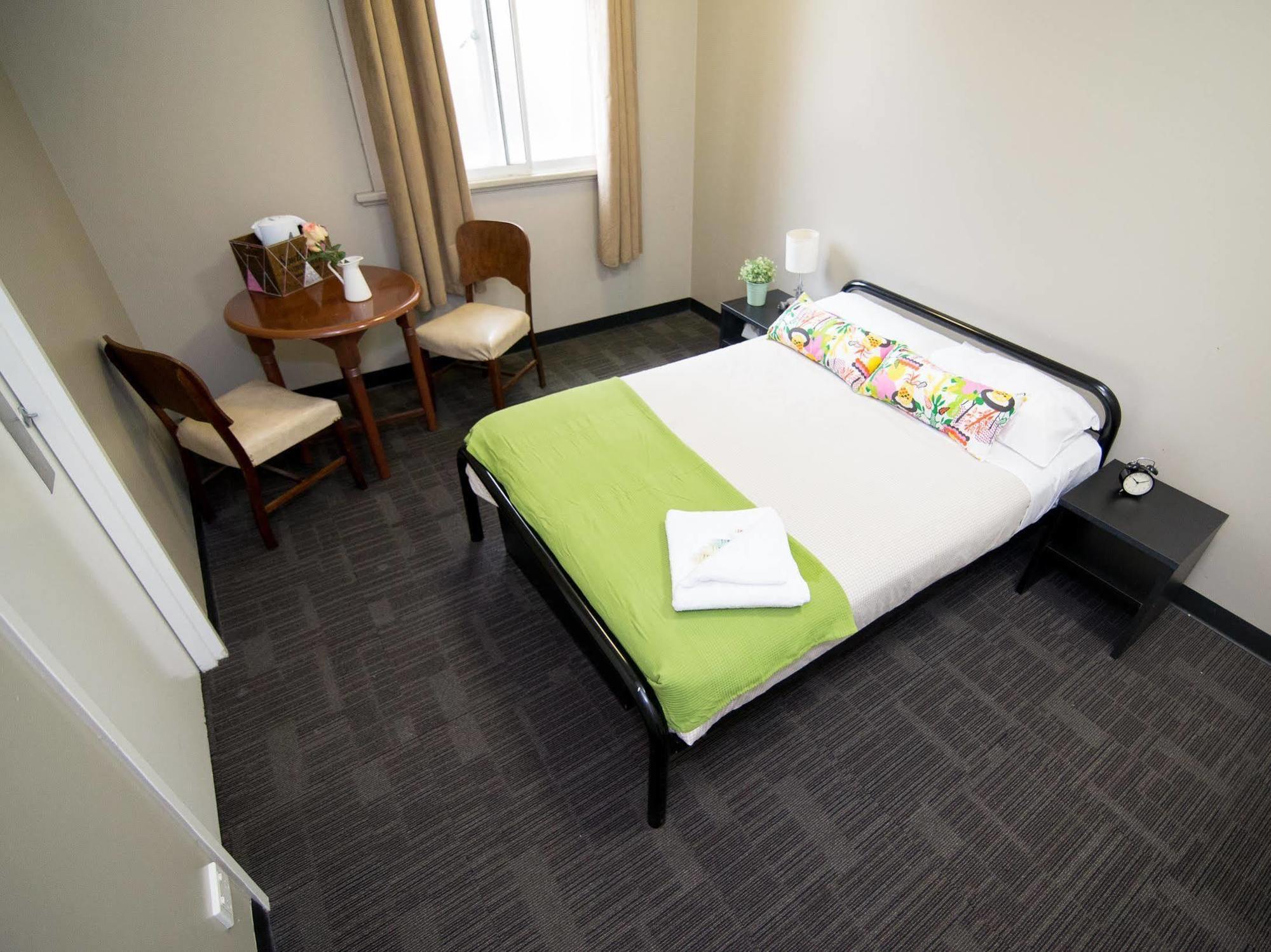 Hostel Base Embassy Brisbane