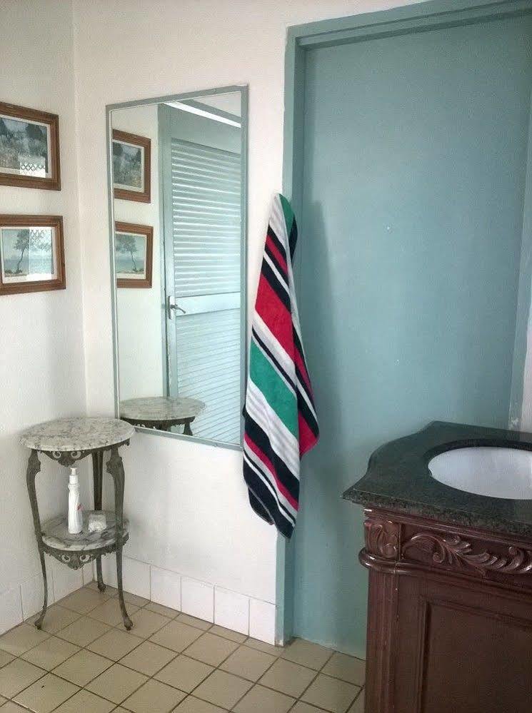 Aussie Way Lodge Hostel *