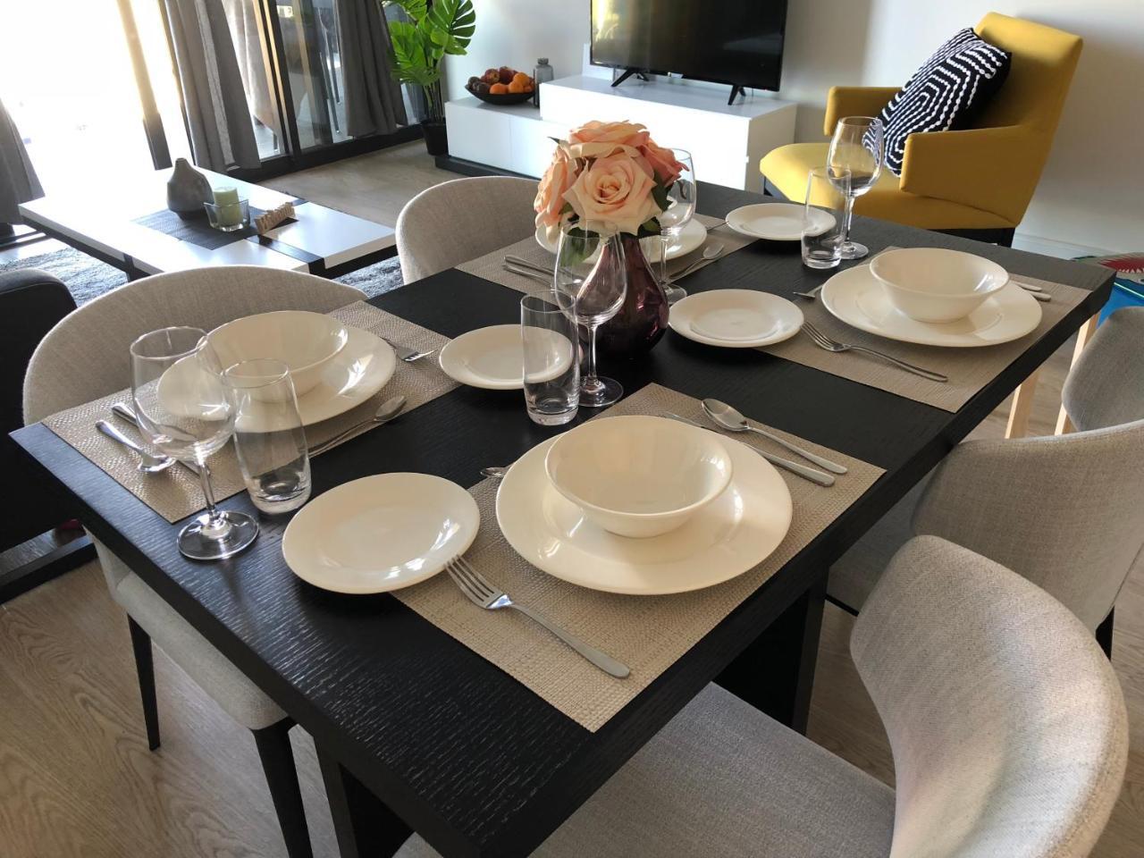 Family -best Of South Bank With Car Park Apartment Brisbane