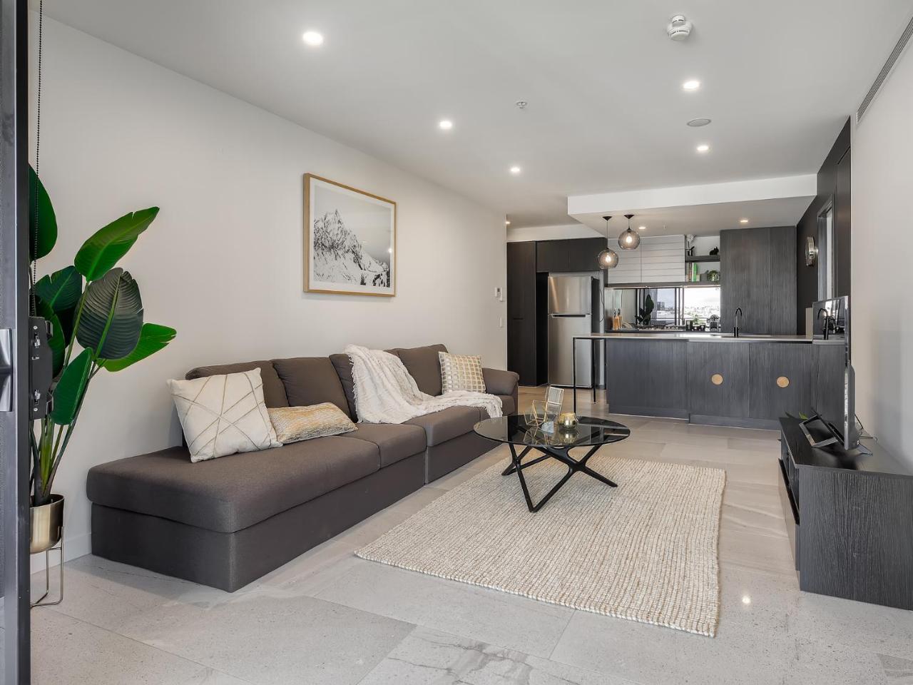 Nero Newstead Apartment