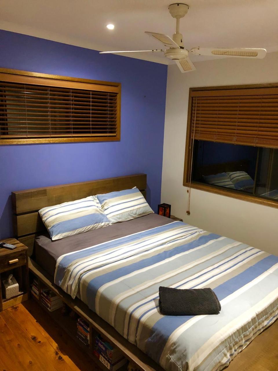 Private In Everton Hills Homestay