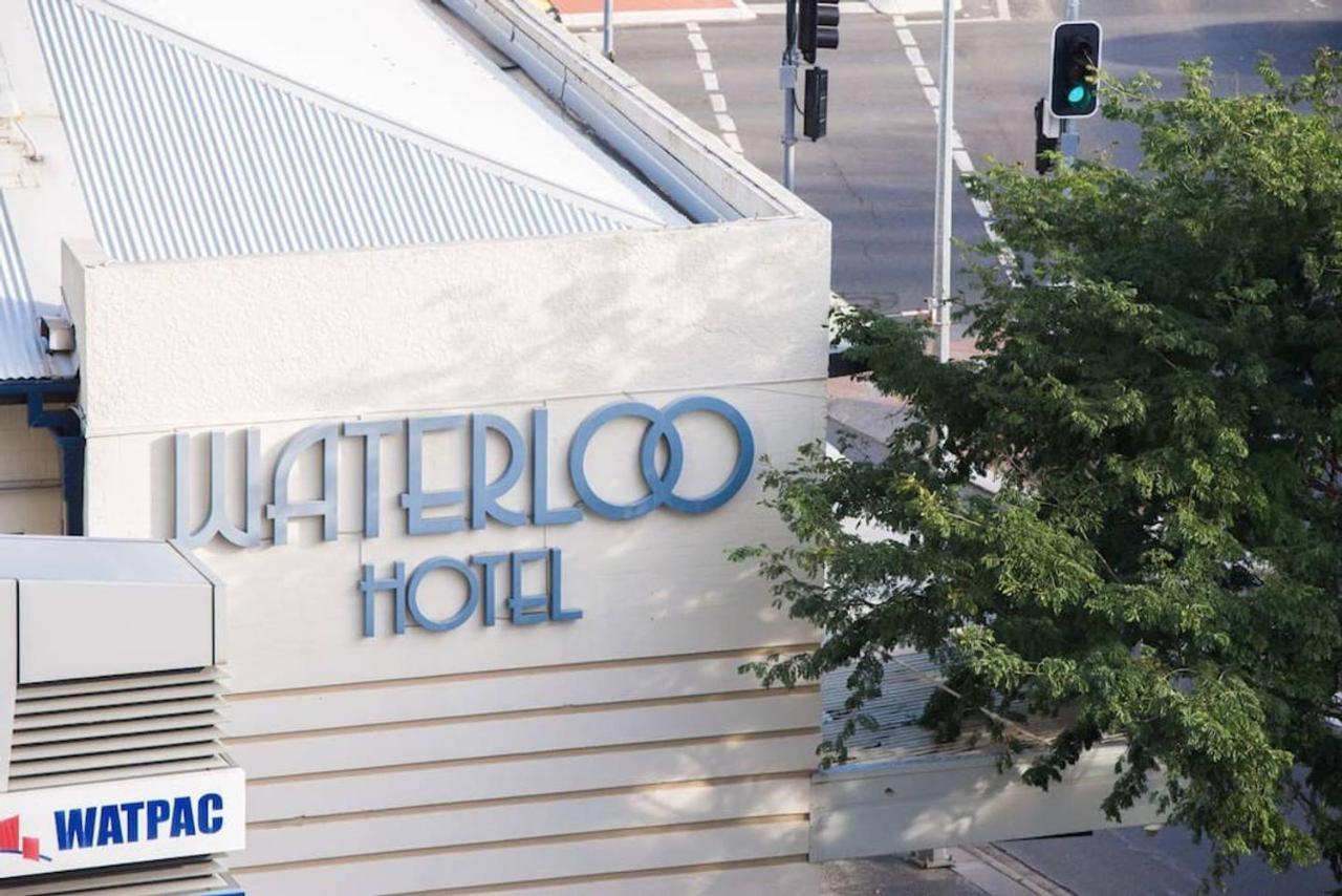 Minimalist & Warming - Close To Cbd And Valley Apartment *