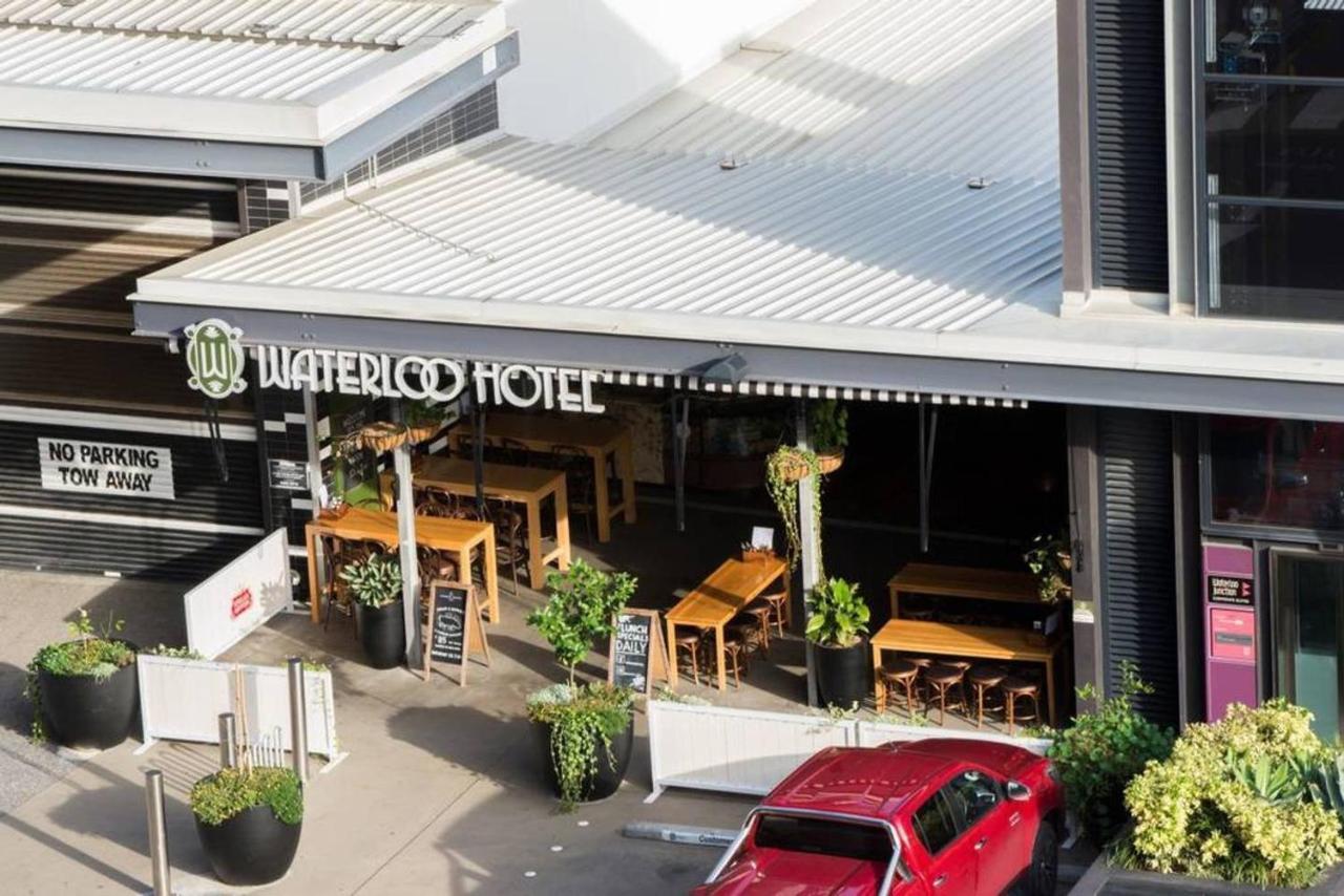 Minimalist & Warming - Close To Cbd And Valley Apartment