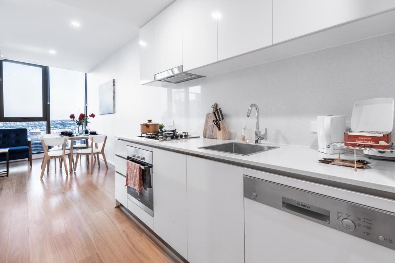 Newstead Apartment *