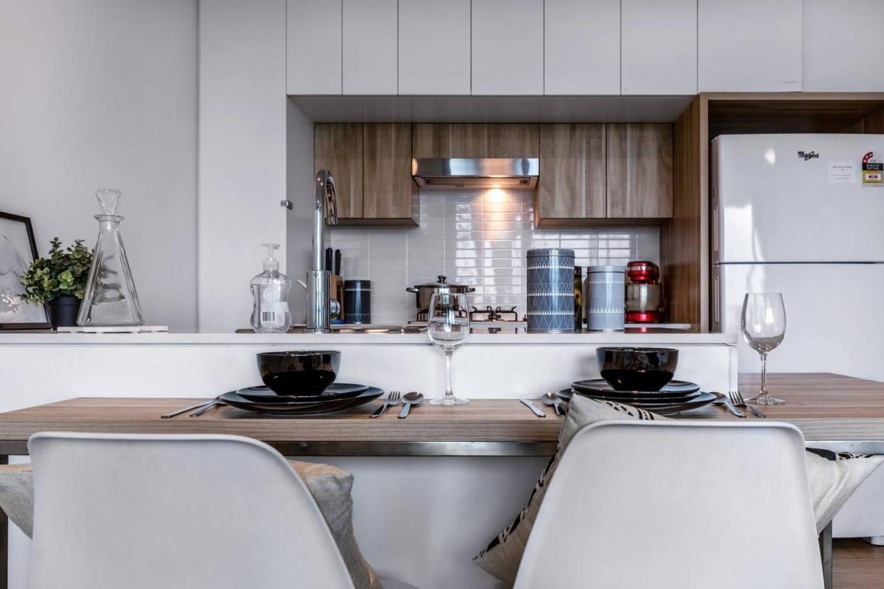 Riverside Living In Portside Wharf Hamilton Brisbane
