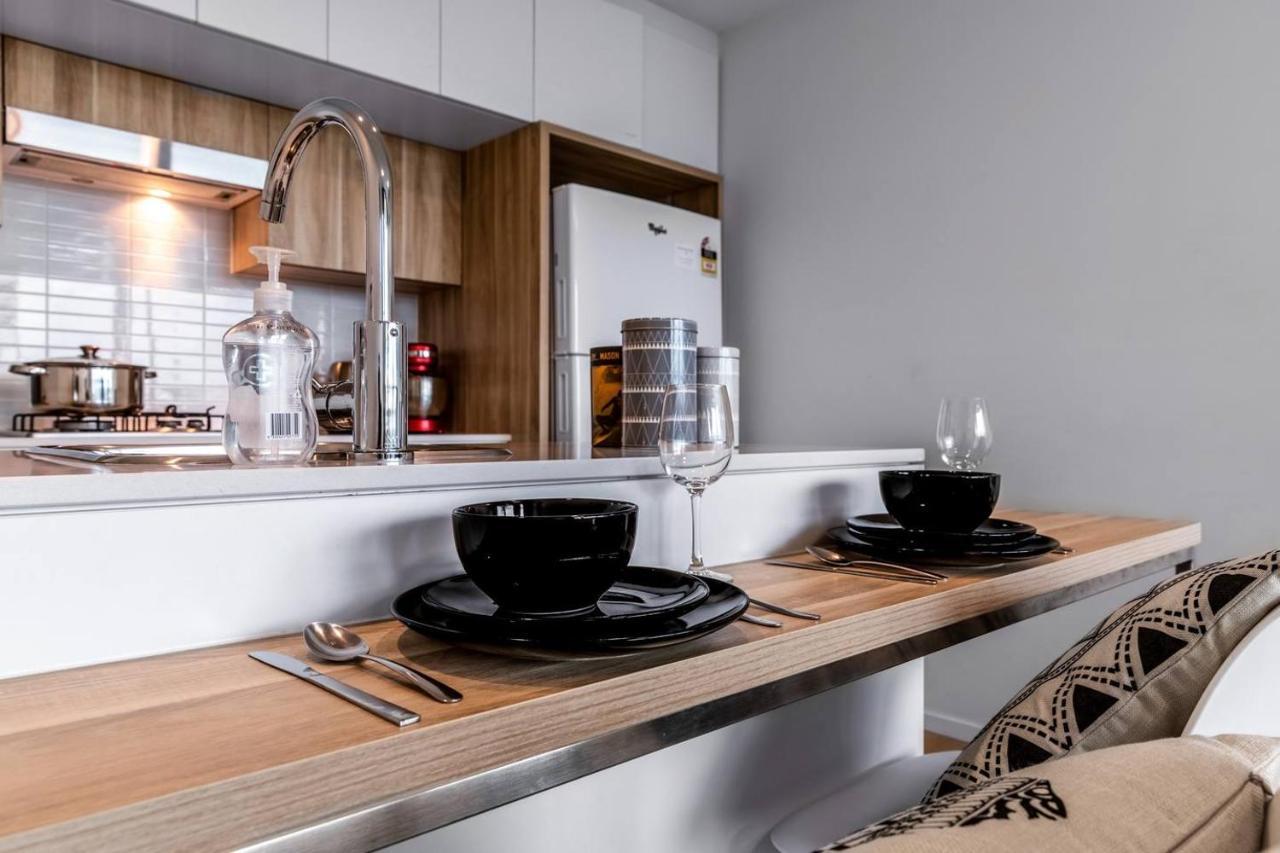 Riverside Living In Portside Wharf Hamilton