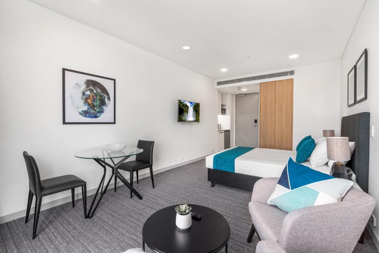 Essence Taringa Aparthotel