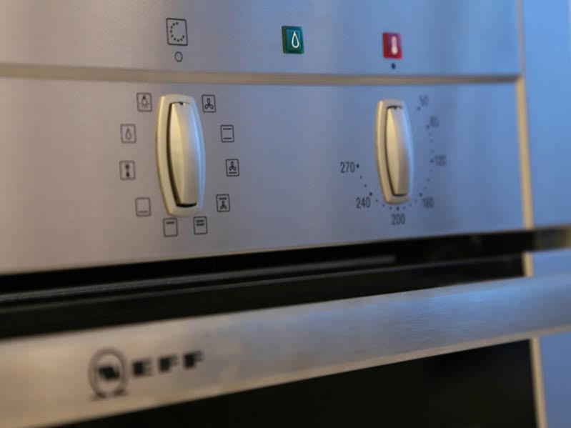 Alex Perry & Brisbane