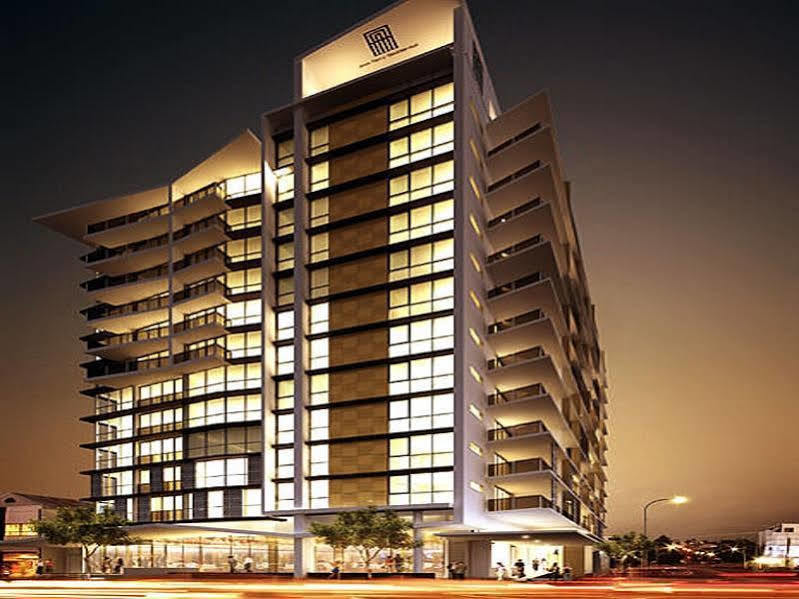 Alex Perry & Hotel Brisbane