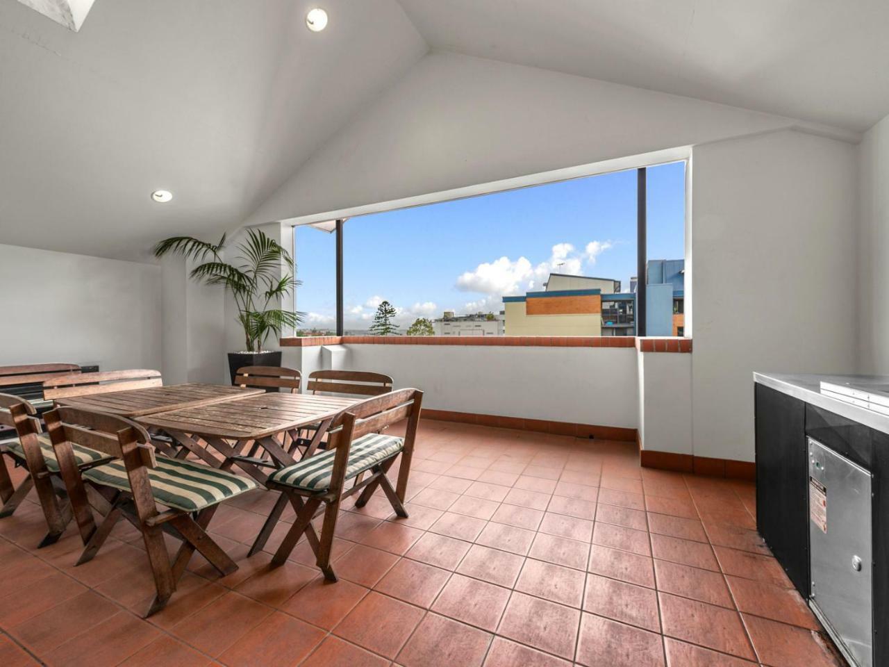 Brunswick 4* Brisbane