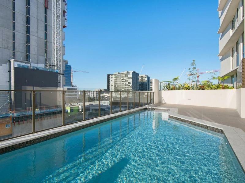 2br Food & Drink Hub ★gym★pool★views★roof Terrace Apartment *