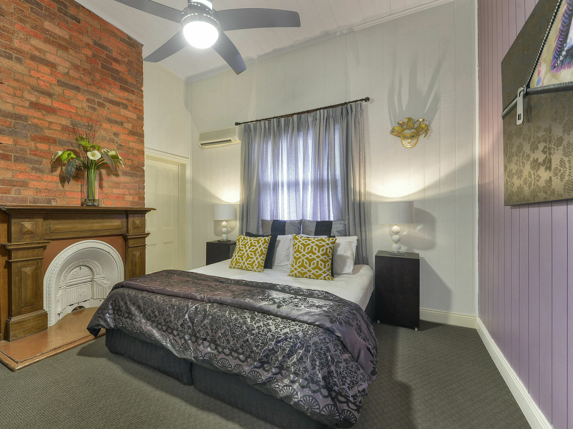 Bed & Breakfast One Thornbury 4*