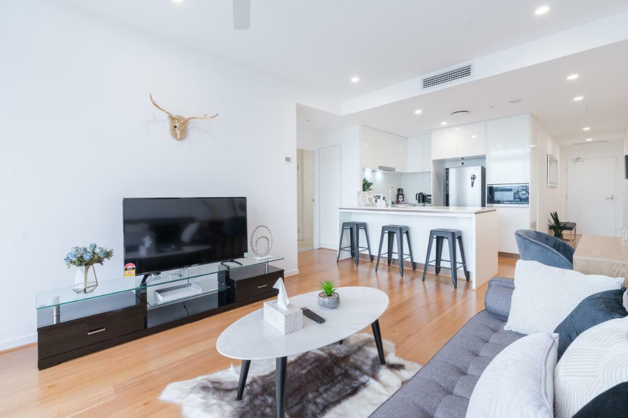 Minimalist & Warming - Close To Cbd And Valley Apartment *