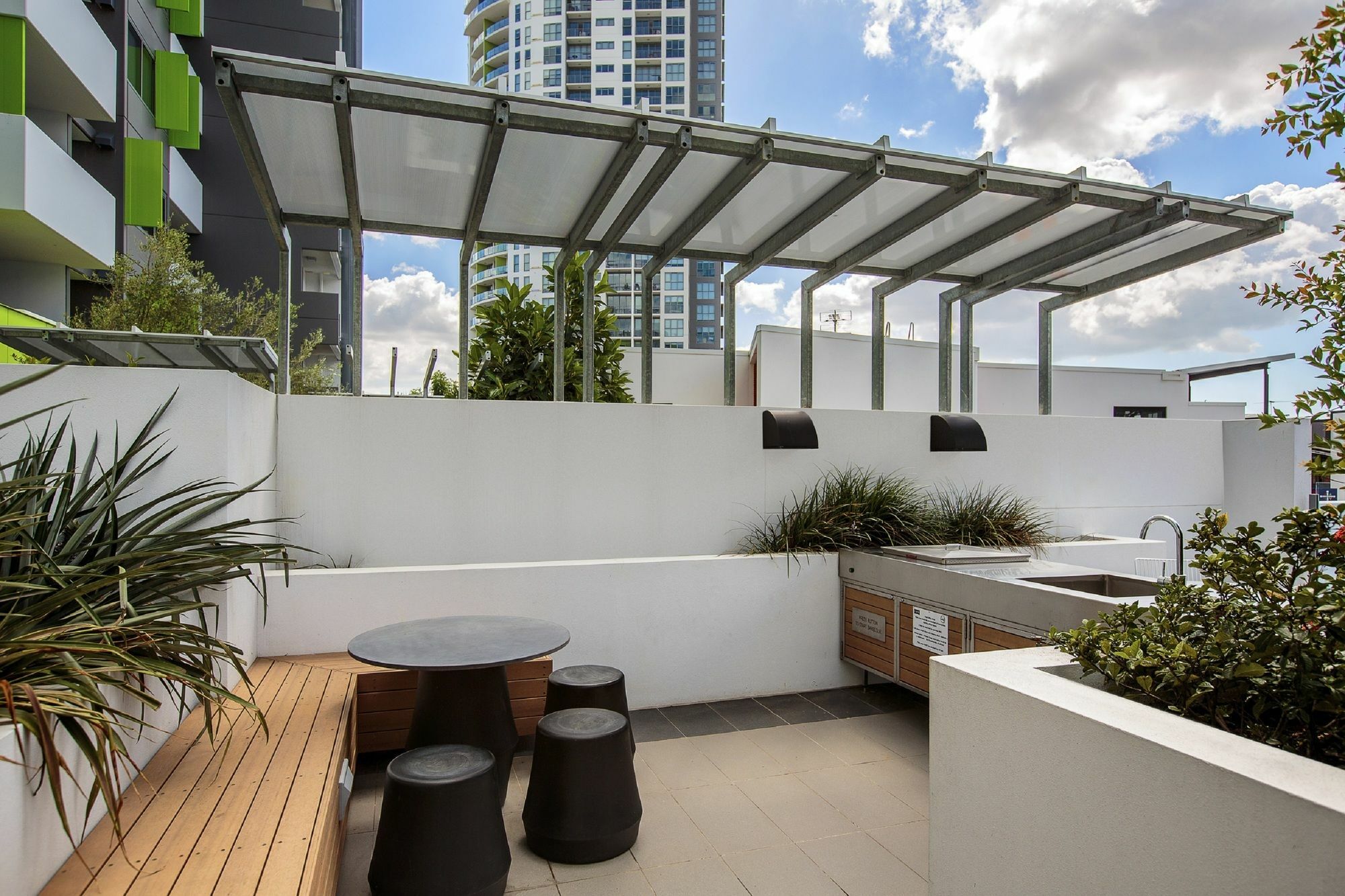 Aparthotel Code Brisbane