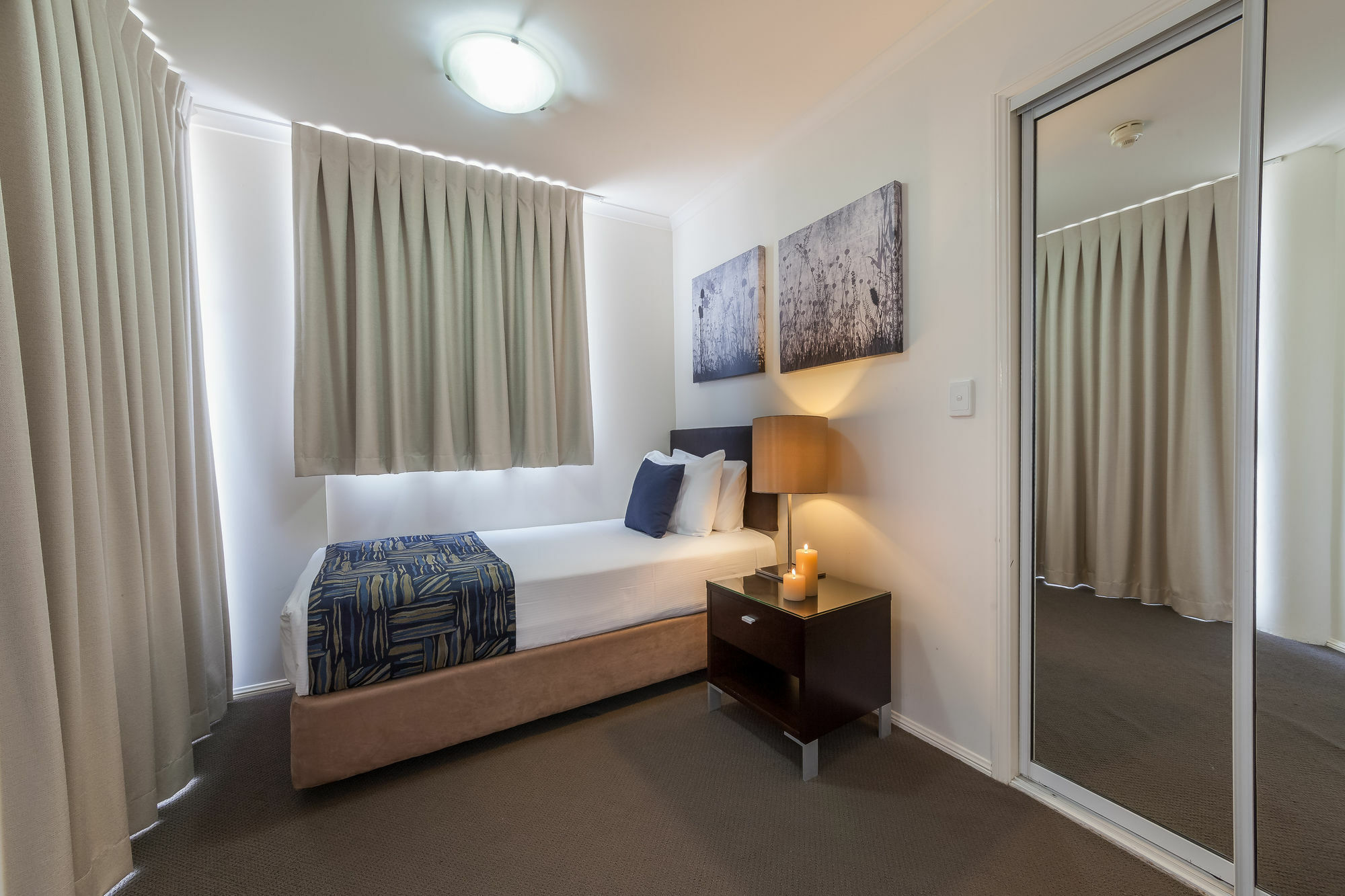 West End 4*