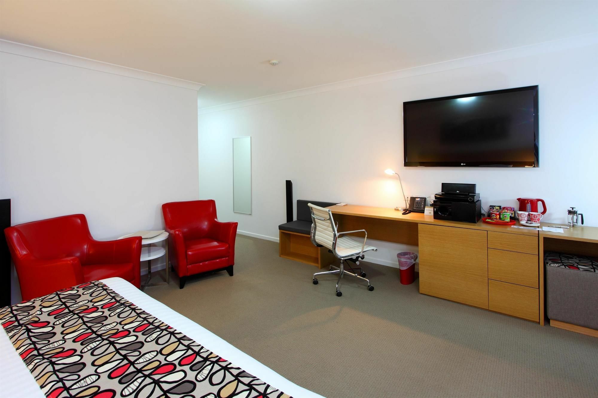 Western Gregory Terrace Hotel