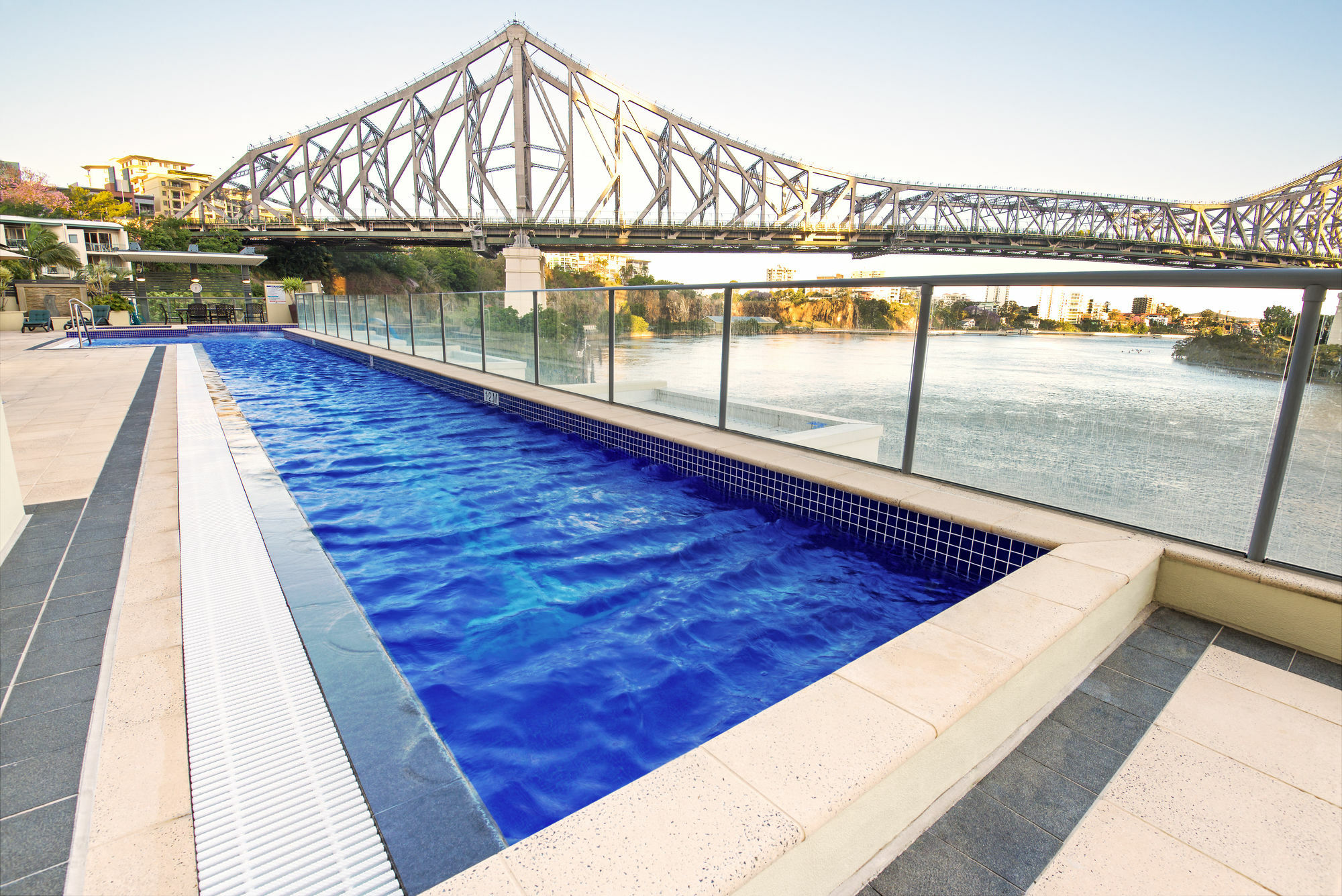 Astra River Place * Brisbane