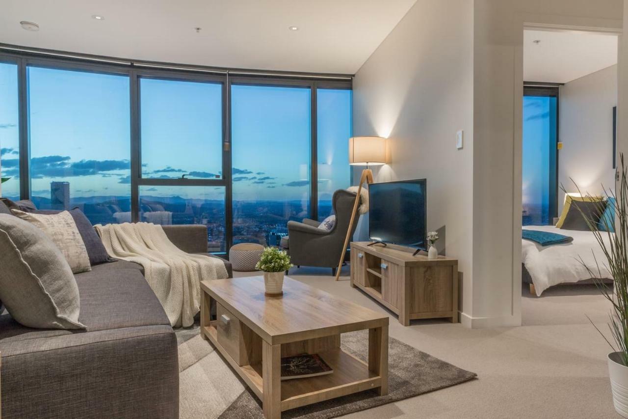 Highlife Luxury*carpark*wifi*pool*gym*netflix Apartment Brisbane