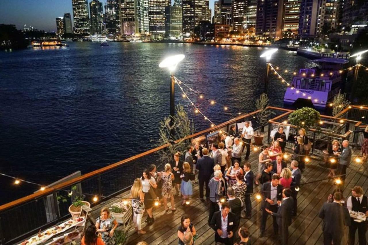 Amazing River View - 3 Bedroom - Cbd - Netflix - Fast Wifi - Carpark Apartment *