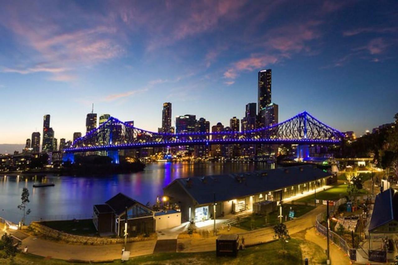 Apartment Amazing River View - 3 Bedroom - Cbd - Netflix - Fast Wifi - Carpark Brisbane
