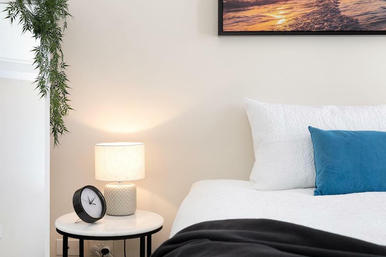 Amazing River View - 3 Bedroom - Cbd - Netflix - Fast Wifi - Carpark Apartment