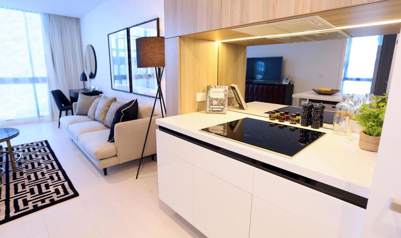 Hotel Alex Perry & 4*