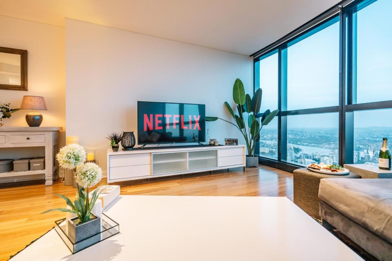 Heavenly Views Above 60f - New Luxury 2bd/2bath. *