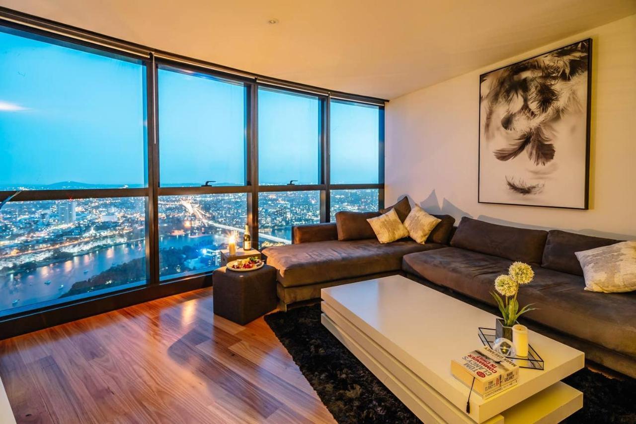 Apartment Heavenly Views Above 60f - New Luxury 2bd/2bath.