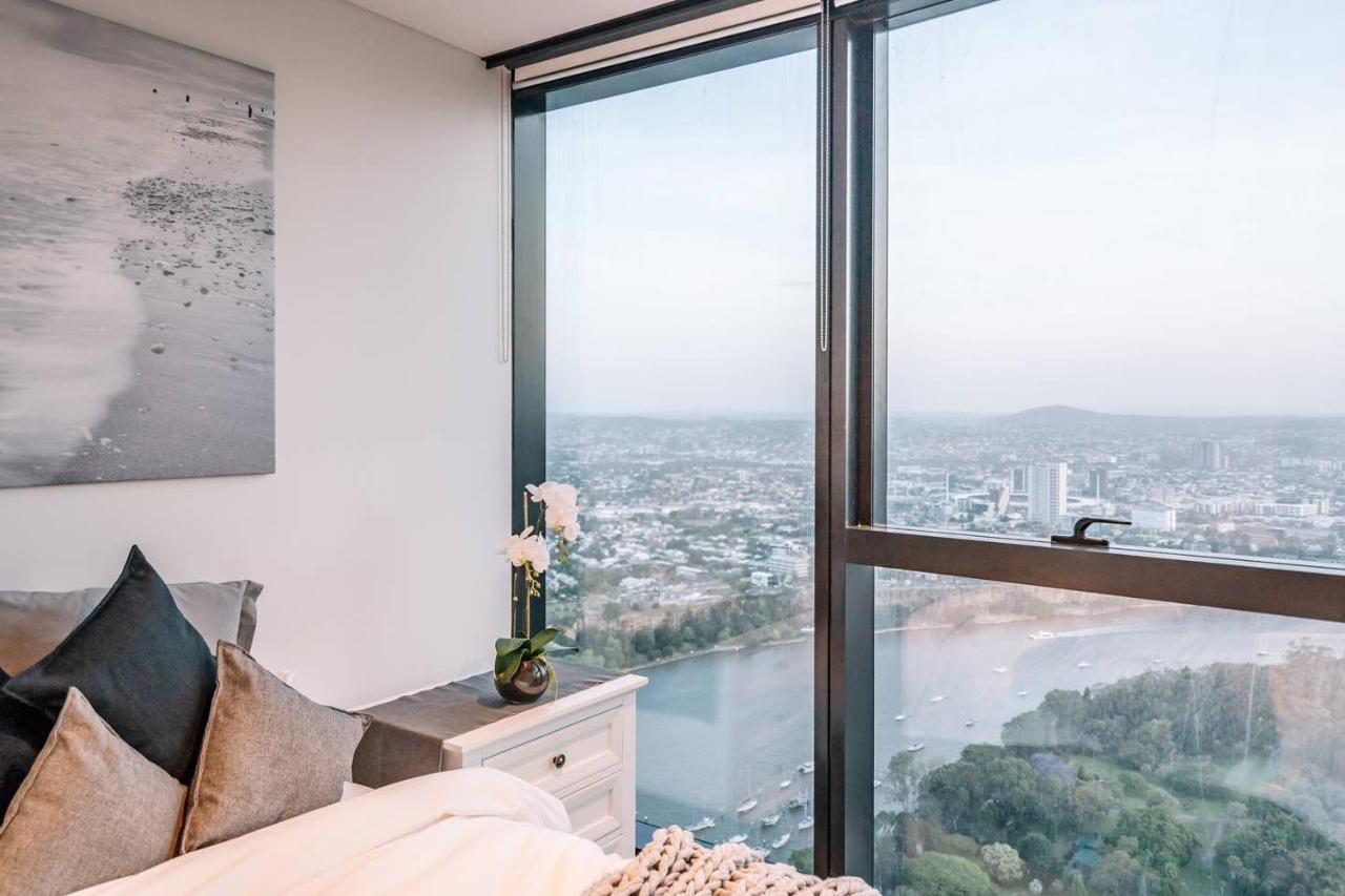 Heavenly Views Above 60f - New Luxury 2bd/2bath. *