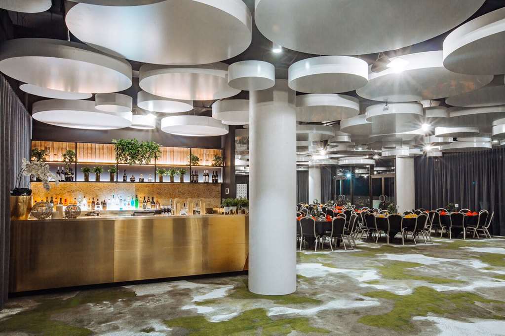 Hotel Eatons Hill Brisbane