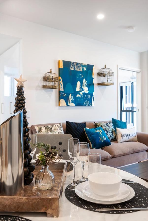 Apartment The Opulent Design Apt In South