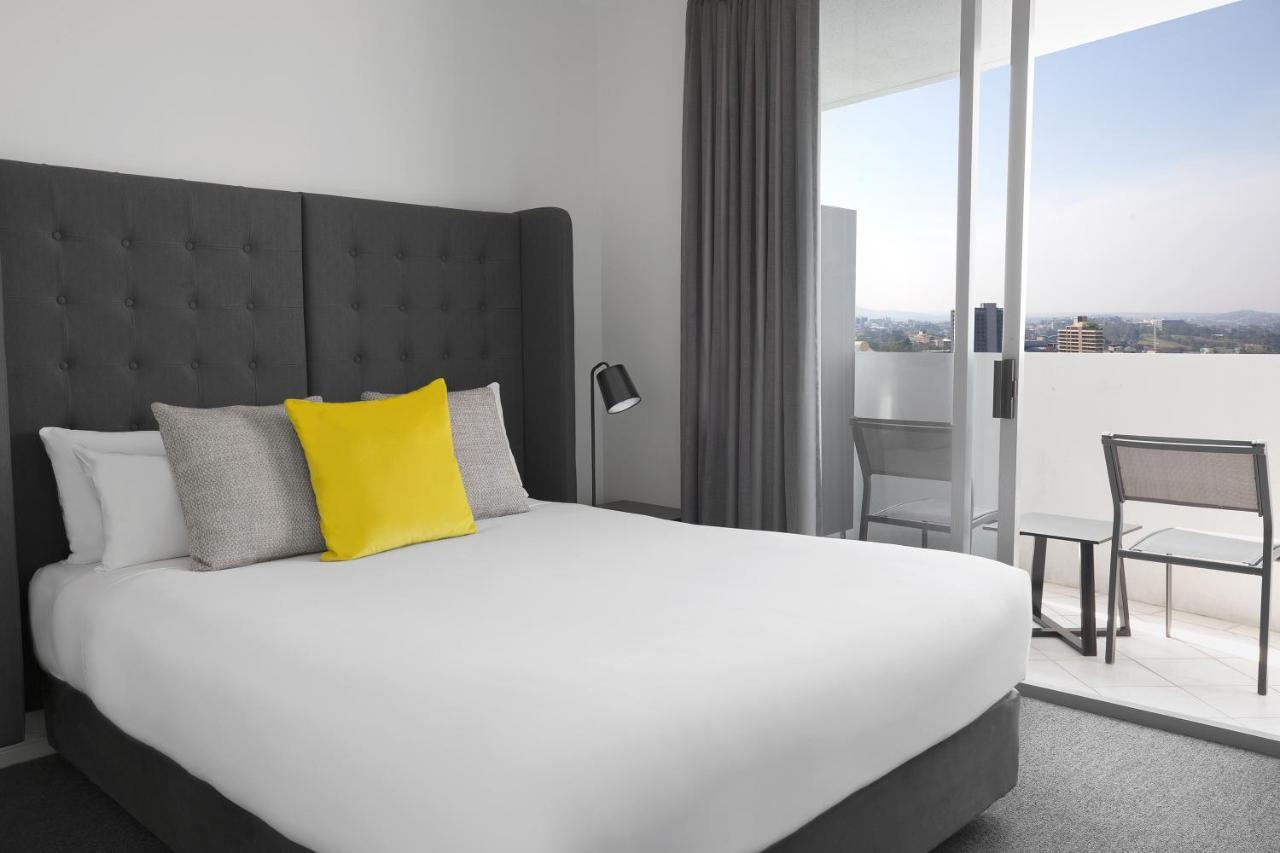 Mantra On Edward Aparthotel 4*